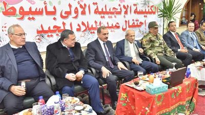 محافظ أسيوط يزور الكنائس والأديرة للتهنئة بعيد الميلاد المجيد..(صور)