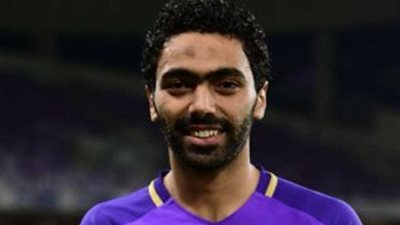 الشحات يعقد جلسة سريعة مع عبدالحفيظ