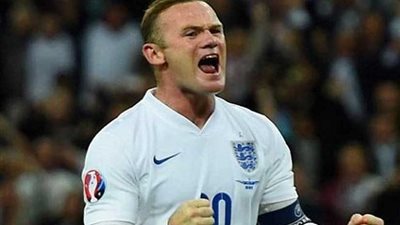 القبض على نجم منتخب إنجلترا لتناوله أقراص منع الحمل والكحول