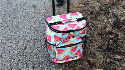 ترك طفل في حقيبة أسبوعاً على طريق غرب