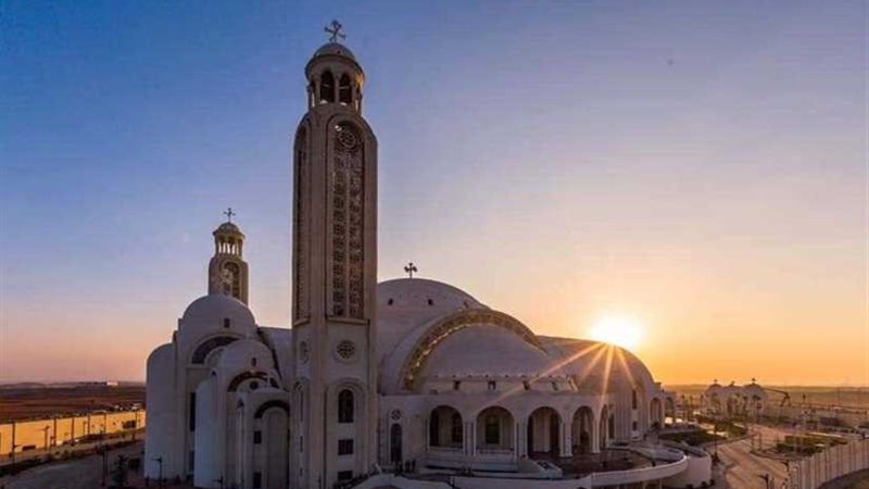 مغردون أجانب: كاتدرائية