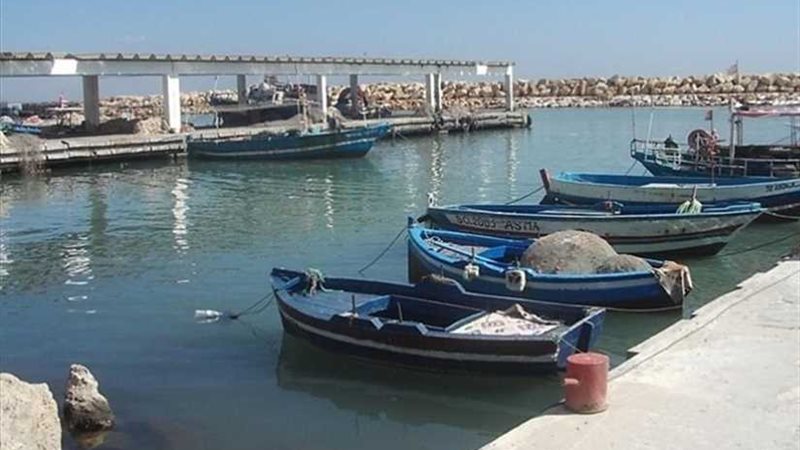 استمرار إغلاق ميناء