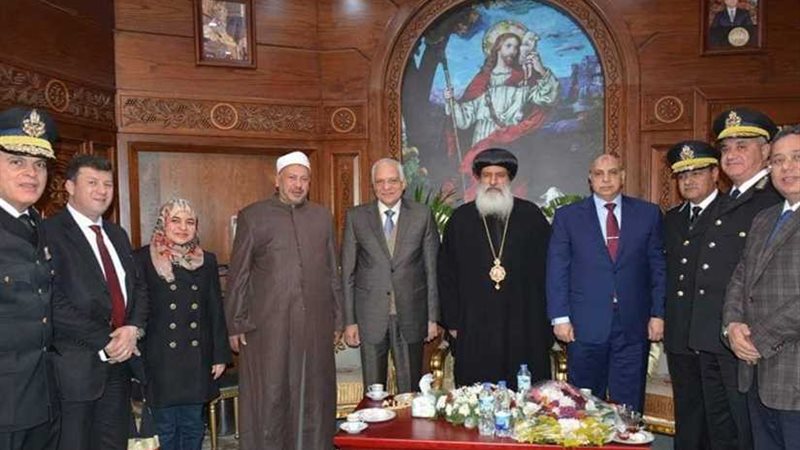 محافظ الجيزة يقدم