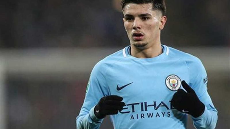 دياز: التعاقد مع