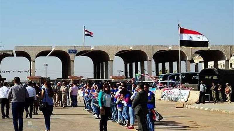 عودة 400 سوري إلى