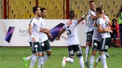 المصري يتحدى العميد ويتعادل أمام بيراميدز 3/3