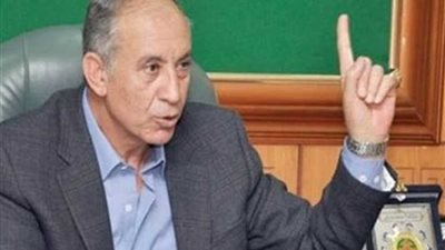 محافظ البحر الأحمر يبحث الضوابط المنظمة للرحلات البحرية