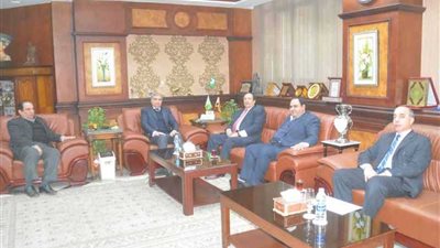 120 وصلة مياه بالقرى الأكثر احتياجا بالمنيا