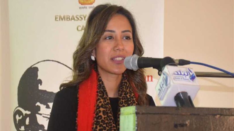 تكريم هندي لمطربة