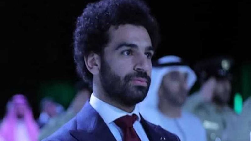 شاهد.. «صلاح» و4