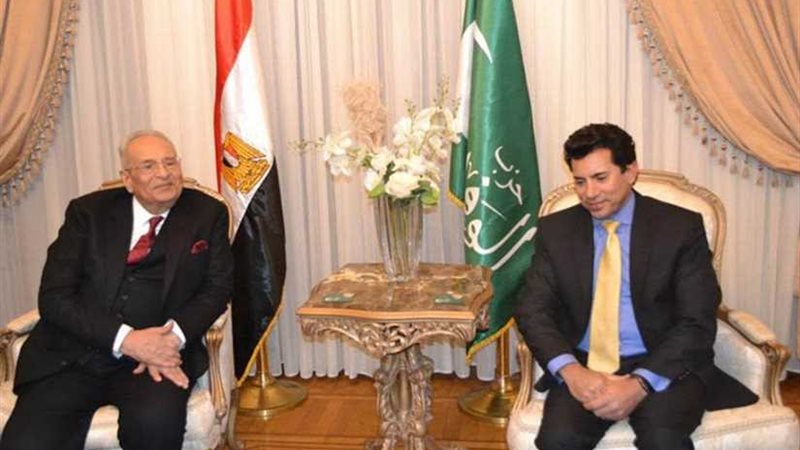 وفد أسيوط يطالب باستضافة