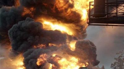 مصرع وإصابة 32 في انفجار شاحنة مواد بترولية في نيجيريا