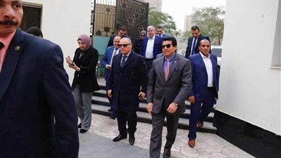 وزير الشباب في الجبلاية لاستعراض ترتيبات 