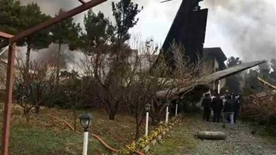 إيران.. تحطم طائرة 