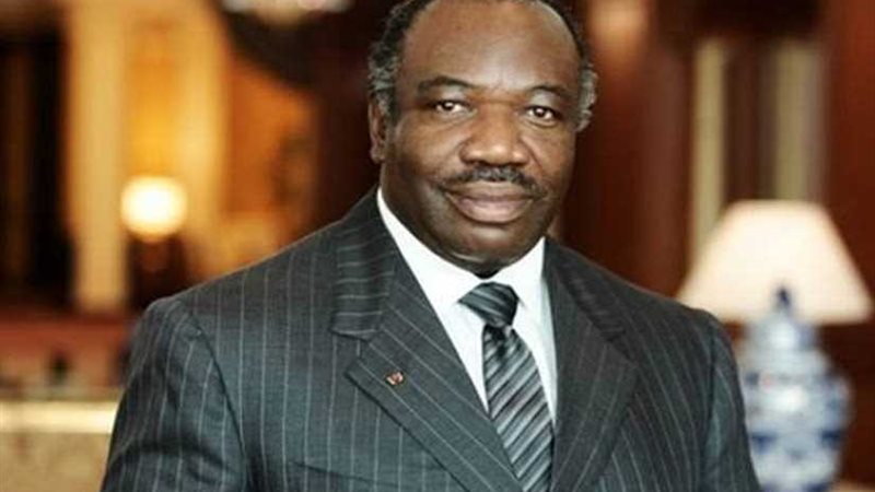 رئيس الجابون يعين