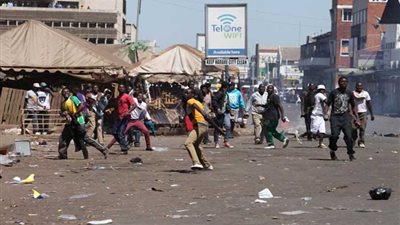 وزير الأمن الوطني الزيمبابوي يتهم المعارضة بالوقوف وراء المظاهرات