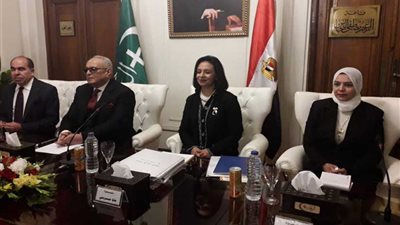 أبو شقة يدعو ترامب لحضور مئوية الوفد