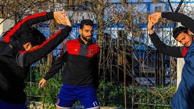 مران خفيف للأهلي في فندق الإقامة بالجزائر