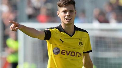 باريس سان جيرمان يسعى لضم فيجل من بوروسيا دورتموند
