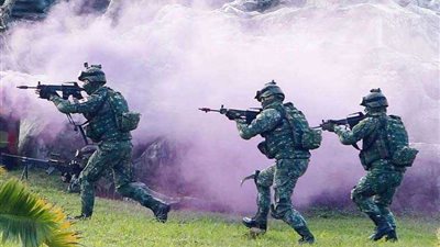 جنرال صيني يحذر 