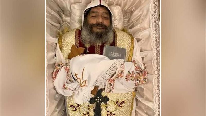 نظرة وداع على جثمان