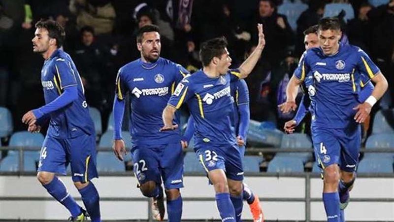 خيتافي يتأهل إلى