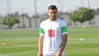 رسميا .. الترجي يتعاقد مع الجزائري بلكالام لمدة موسمين