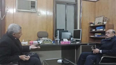 وكيل صحة أسيوط يتفقد القومسيون الطبي للإطمئنان على سير العمل