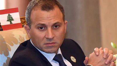 وزير خارجية لبنان يدعو إلى وضع رؤية اقتصادية عربية موحدة