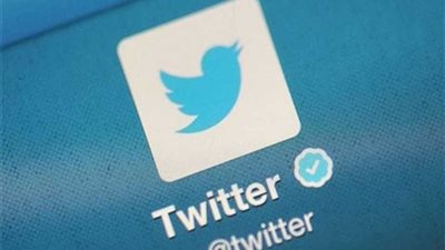 تويتر يعترف بوجود خلل يحوّل التغريدات الخاصة إلى 