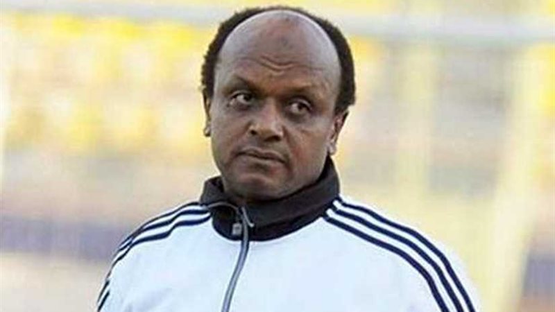 إسماعيل يوسف يؤازر