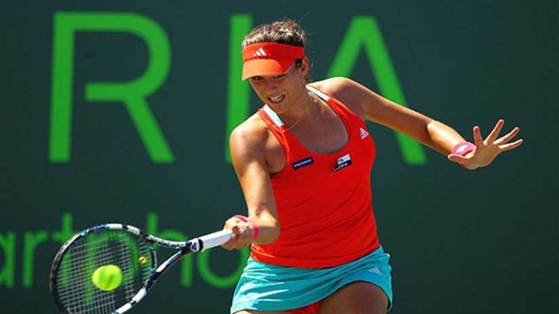 الإسبانية موجوروزا