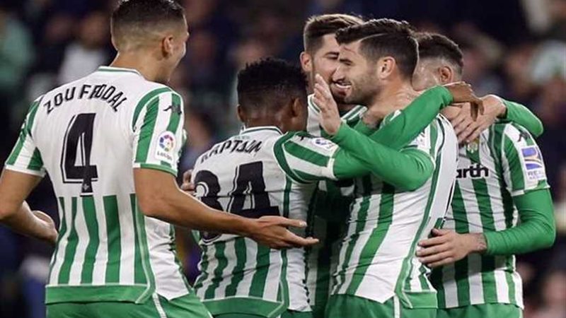 ريال بيتيس يتأهل