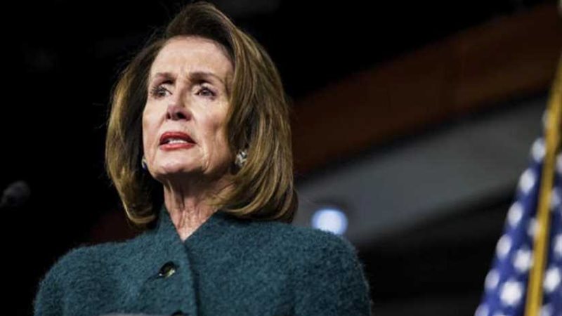 ترامب يحرم بيلوسي