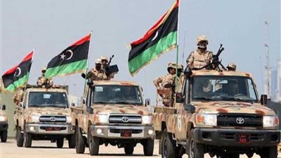 الجيش الوطني الليبي يسيطر على معسكر الحراري بـ