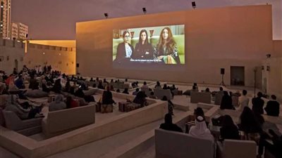 منصة الشارقة للأفلام تطلق عروضها وحواراتها وورشها