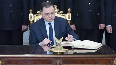وزير الداخلية والأعلى للشرطة يسجلان كلمة شكر للرئيس
