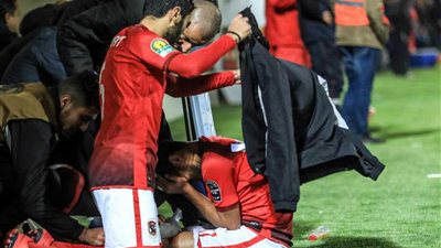 طبيب الأهلي: العلاج والجراحة سيحددان مدة غياب وليد سليمان