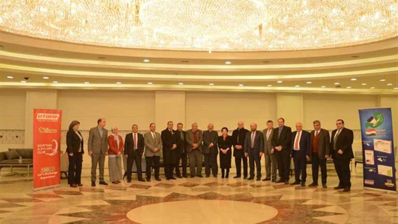 ٥٠٠ طبيب يناقشون