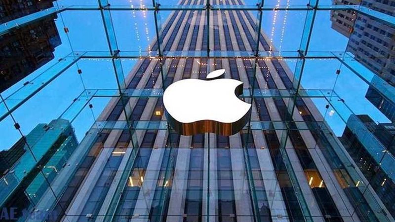 أبل متهمة بالخداع