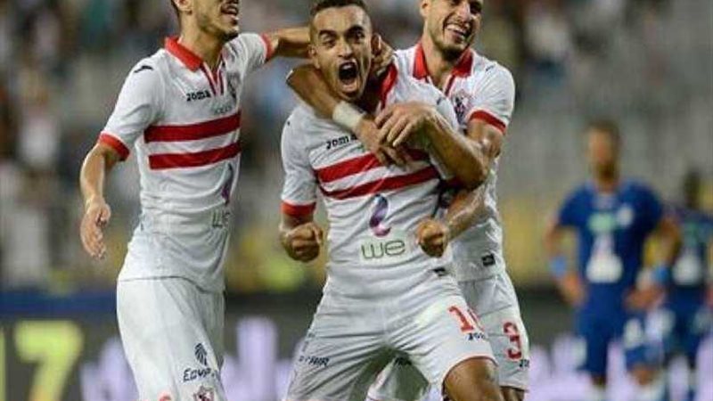 أوباما يسجل الهدف