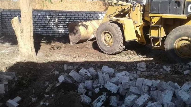 إزالة فورية لـ3 تعديات