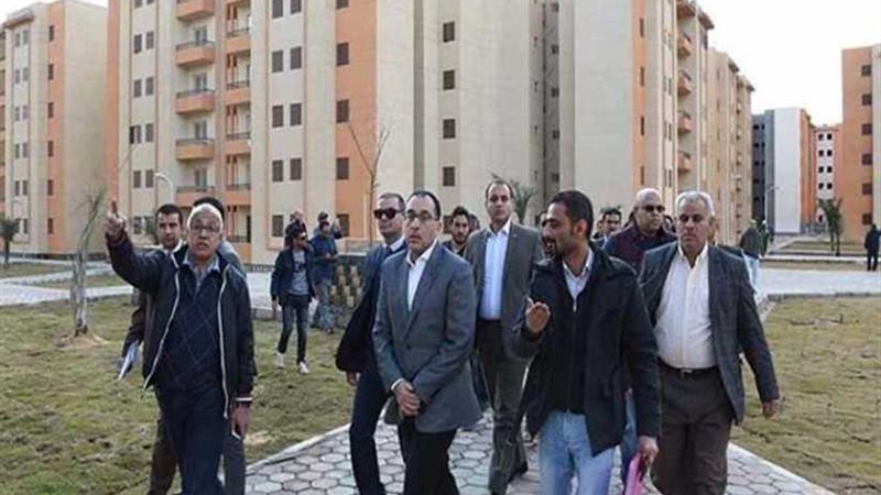 رئيس الوزراء يتفقد