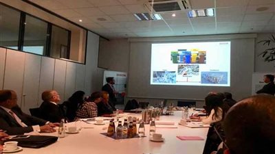 5 وزراء ورئيس 