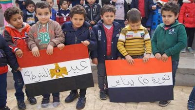 اطفال مكتبة دمنهور يحتفلون بعيد الشرطة وثورة 25 يناير (صور)