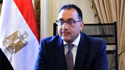 رئيس الوزراء يلتقي وزير الاقتصاد والتخطيط السعودي على هامش اجتماعات دافوس