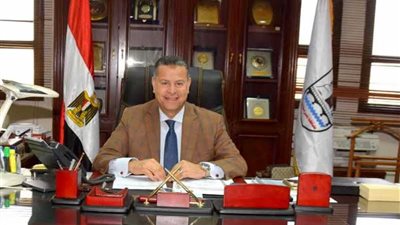 محافظ بني سويف يهنئ وزير الداخلية بعيد الشرطة