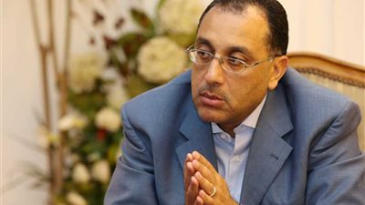 رئيس الوزراء يلتقي رئيس بنك التنمية الإفريقي في اجتماعات دافوس