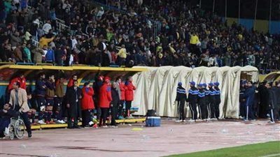 الكاف يستبعد الإسماعيلي من دوري أبطال إفريقيا بسبب شغب جماهيره