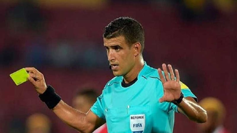 «كاف» يرفع عقوبة